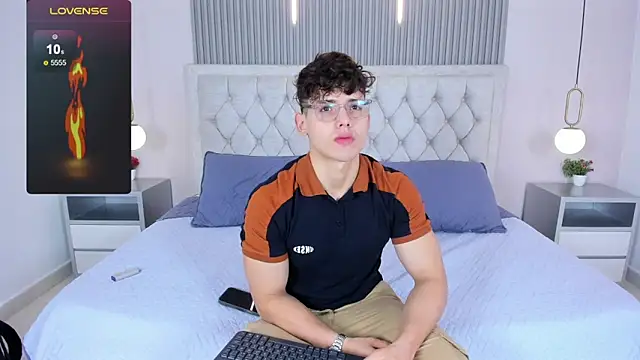 jhoumod 21  online show from 11/30/25, 02:59