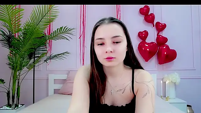 Snapshot of DianaHeath chatting on 02/14/26, 11:01 DianaHeath online show from 02/14/26, 11:01