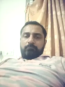 Snapshot of RubyEntity chatting on 11/06/25, 04:41 RubyEntity online show from 11/06/25, 04:41