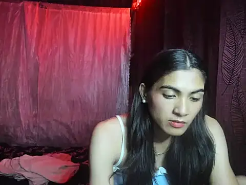 Snapshot of ursexykittykat_xx chatting on 11/16/25, 04:01 ursexykittykat xx online show from 11/16/25, 04:01