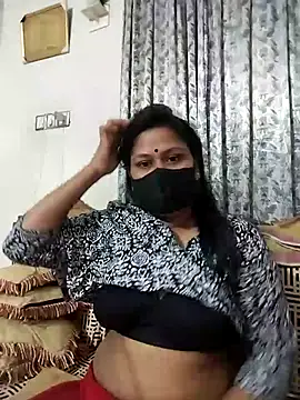 Snapshot of munni-506 chatting on 04/21/26, 06:23 munni-506 online show from 04/21/26, 06:23