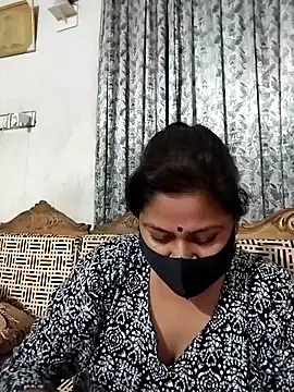 Snapshot of munni-506 chatting on 04/23/26, 06:10 munni-506 online show from 04/23/26, 06:10
