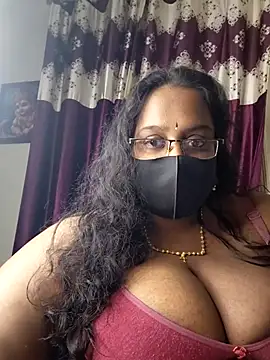 hootypriya online show from 06/09/26, 05:35