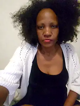Snapshot of Mommy_Sienna chatting on 04/19/26, 11:40 Mommy Sienna online show from 04/19/26, 11:40