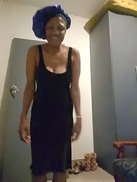 Mommy Sienna online show from 06/02/26, 05:48