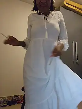 Mommy Sienna online show from 06/07/26, 06:44