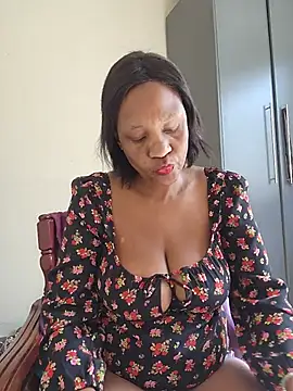 Mommy Sienna online show from 06/12/26, 10:25