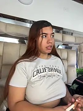 HotVoltage online show from 12/18/25, 12:55