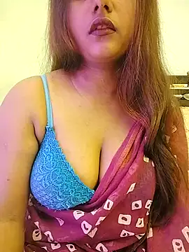 LoveLy-Soneya online show from 12/19/25, 02:02