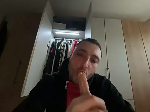 Snapshot of Sempresborroso_89 chatting on 02/13/26, 04:14 Sempresborroso 89 online show from 02/13/26, 04:14
