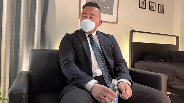 Snapshot of kentojp chatting on 02/17/26, 01:18 kentojp online show from 02/17/26, 01:18