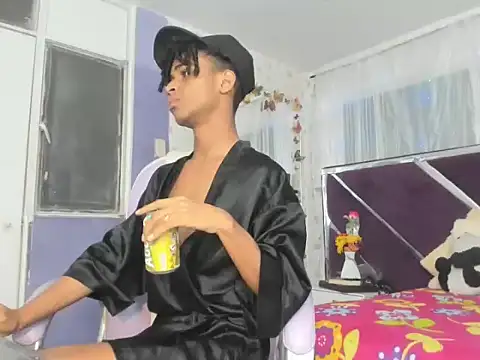 Santy bigcock 01 online show from 11/11/25, 03:28