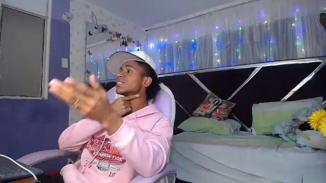 Santy bigcock 01 online show from 05/03/26, 03:07