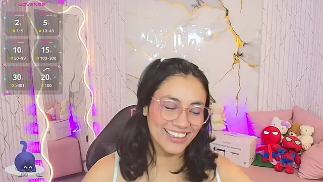 PEACHY TAY online show from 06/07/26, 11:36
