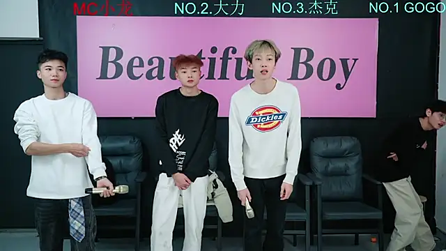 Beautifulboys-999 online show from 11/27/25, 01:24
