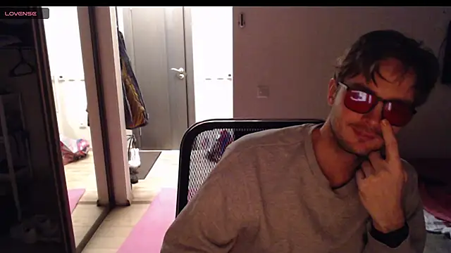 Snapshot of lucky_swimmer chatting on 12/03/25, 05:55 lucky swimmer online show from 12/03/25, 05:55