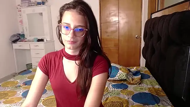 Snapshot of lobabella chatting on 11/18/25, 02:39 lobabella online show from 11/18/25, 02:39