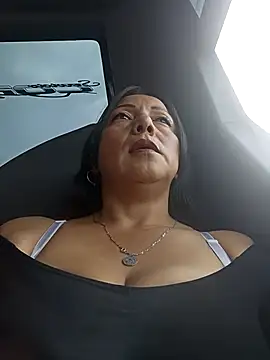 Snapshot of misshot_02 chatting on 12/02/25, 07:09 misshot 02 online show from 12/02/25, 07:09