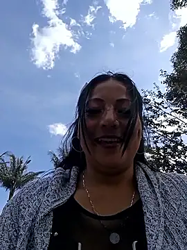 Snapshot of misshot_02 chatting on 02/09/26, 08:13 misshot 02 online show from 02/09/26, 08:13