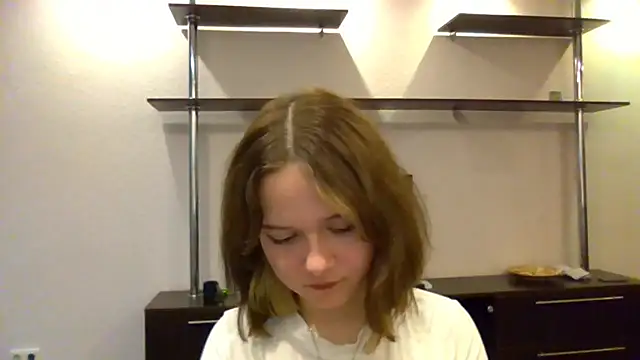 AlissaGerardo online show from 11/07/25, 12:05