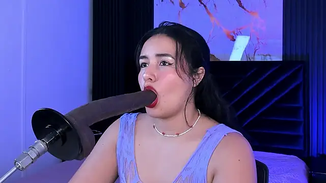 Snapshot of Lalalemoonds chatting on 12/16/25, 12:54 Lalalemoonds online show from 12/16/25, 12:54