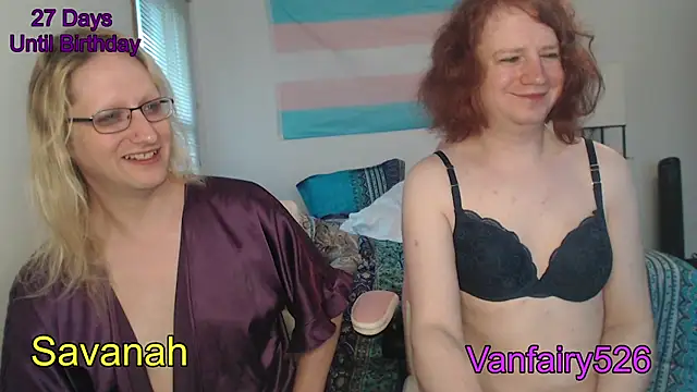 Savanah Banana  online show from 04/25/26, 01:41