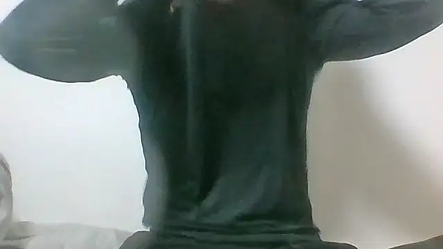 Snapshot of hiroto11058 chatting on 01/07/26, 03:14 hiroto11058 online show from 01/07/26, 03:14