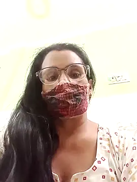 Snapshot of sanjana077 chatting on 11/08/25, 06:24 sanjana077 online show from 11/08/25, 06:24