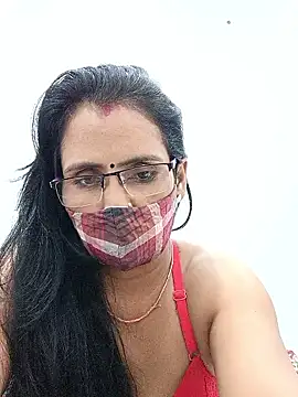 sanjana077 online show from 02/19/26, 05:20