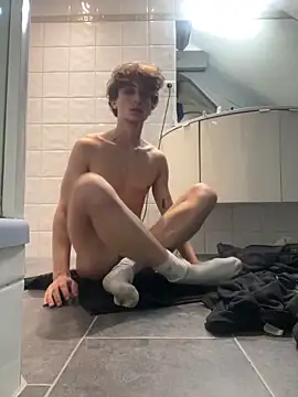 TeenNPlay online show from 11/14/25, 05:39