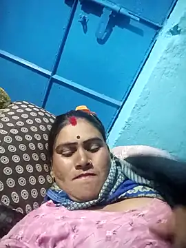 Snapshot of Chinki_pande chatting on 11/16/25, 02:44 Chinki pande online show from 11/16/25, 02:44