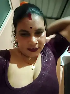 Snapshot of Chinki_pande chatting on 01/18/26, 04:11 Chinki pande online show from 01/18/26, 04:11