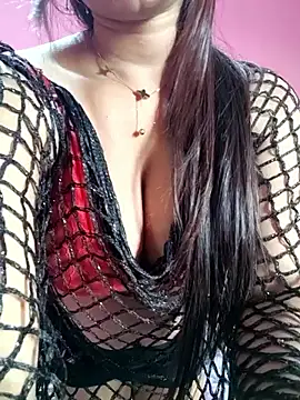 Snapshot of Nishi-3 chatting on 04/05/26, 07:38 Nishi-3 online show from 04/05/26, 07:38