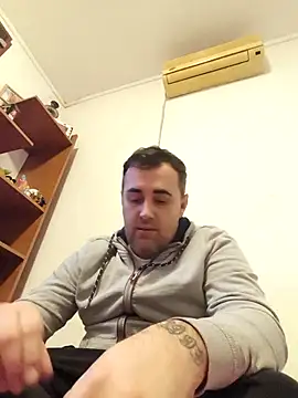Snapshot of Marco9321 chatting on 12/02/25, 01:11 Marco9321 online show from 12/02/25, 01:11