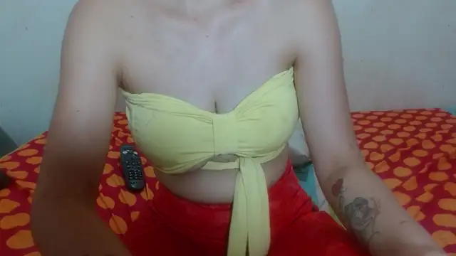 the breasts of desir  online show from 12/04/25, 07:44