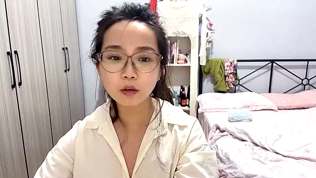 Hmm 0303 online show from 04/29/26, 04:22