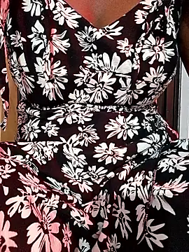 Snapshot of Rihasna chatting on 11/05/25, 02:50 Rihasna online show from 11/05/25, 02:50