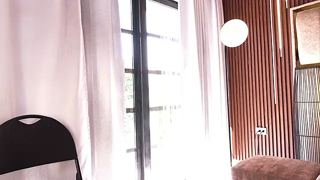 alicia xoxo online show from 05/15/26, 01:40