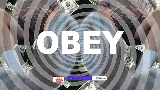 Snapshot of cashmastergrey chatting on 03/25/26, 09:10 cashmastergrey online show from 03/25/26, 09:10