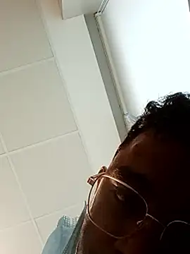 Snapshot of ParlousCarpet chatting on 03/13/26, 01:56 ParlousCarpet online show from 03/13/26, 01:56