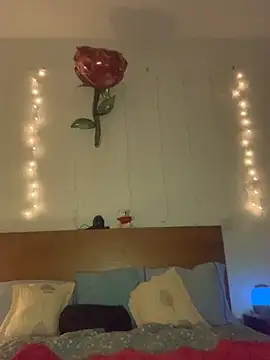 Snapshot of massagistahotbrunette chatting on 03/14/26, 09:20 massagistahotbrunette online show from 03/14/26, 09:20