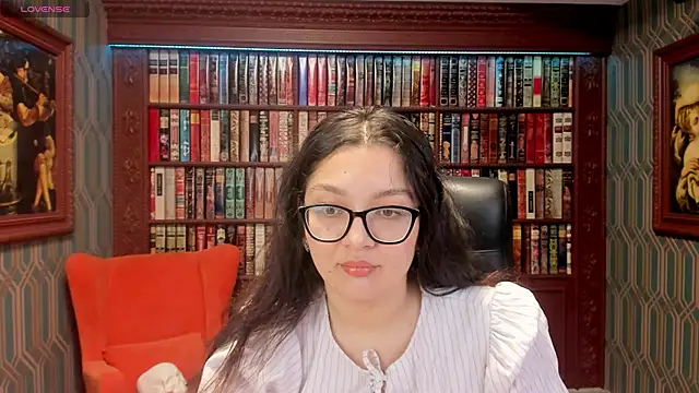 Snapshot of ZarifaEastWonder chatting on 11/08/25, 09:46 ZarifaEastWonder online show from 11/08/25, 09:46