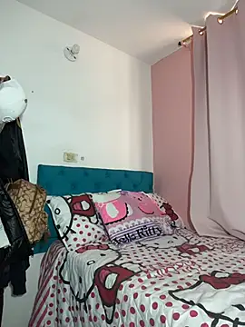 Snapshot of Melody_Spencer26 chatting on 12/16/25, 06:24 Melody Spencer26 online show from 12/16/25, 06:24