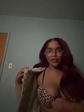 Snapshot of exotichoneyy chatting on 11/06/25, 05:08 exotichoneyy online show from 11/06/25, 05:08