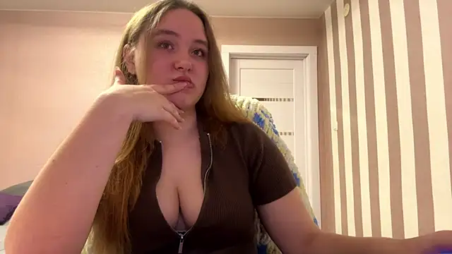 Snapshot of BabyBlissxx chatting on 04/19/26, 10:01 BabyBlissxx online show from 04/19/26, 10:01