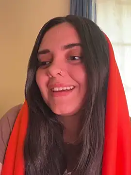 Snapshot of candicewest_ chatting on 02/06/26, 04:32 candicewest online show from 02/06/26, 04:32