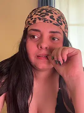 Snapshot of candicewest_ chatting on 02/08/26, 05:05 candicewest online show from 02/08/26, 05:05