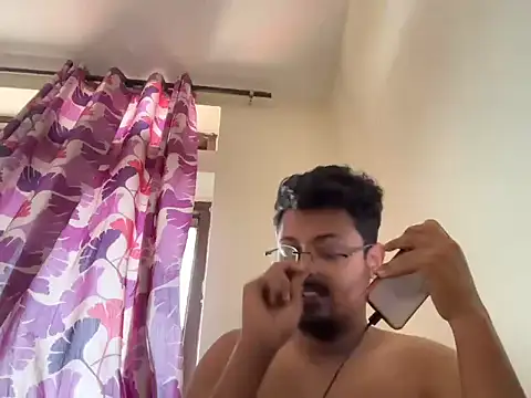 Snapshot of Your_yash2 chatting on 04/19/26, 04:34 Your yash2 online show from 04/19/26, 04:34