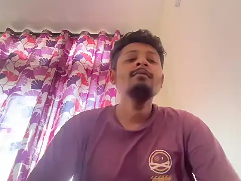 Snapshot of Your_yash2 chatting on 04/26/26, 10:13 Your yash2 online show from 04/26/26, 10:13
