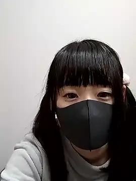 Snapshot of yuna-yourgirlfriend chatting on 01/13/26, 01:05 yuna-yourgirlfriend online show from 01/13/26, 01:05